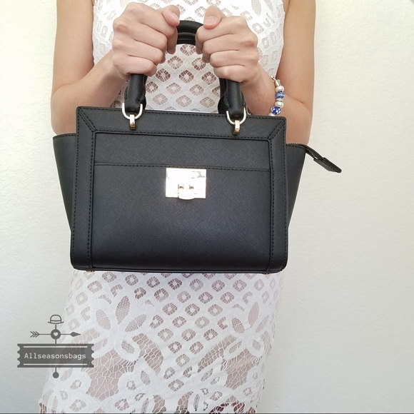 Michael Kors Tina Small messenger satchel black - Picture 2 of 8